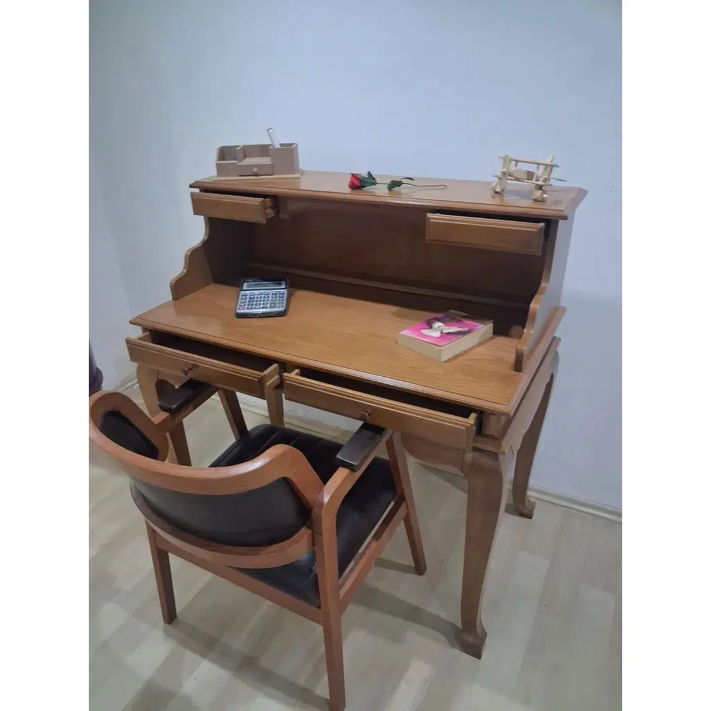 Çalışma Masa İlhm 90634 Klasik Takım Dilimli Sandaly Lüks Klasik Ceviz Renk Model