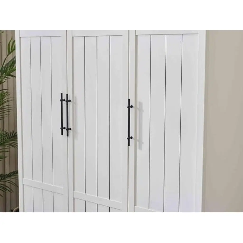 Dolap Urlu BOSTON 90422 Model GARDIROP Yüksek ayak 3kapı Kalite Malzeme EL YAPIM
